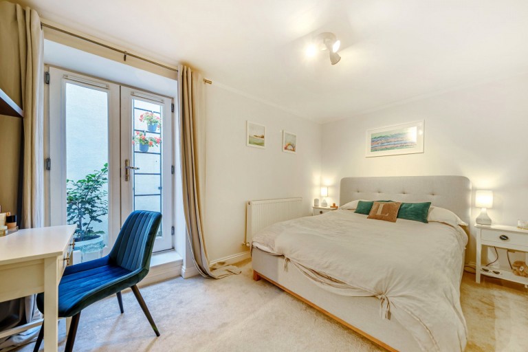 Images for Vicarage Road, Hampton Wick