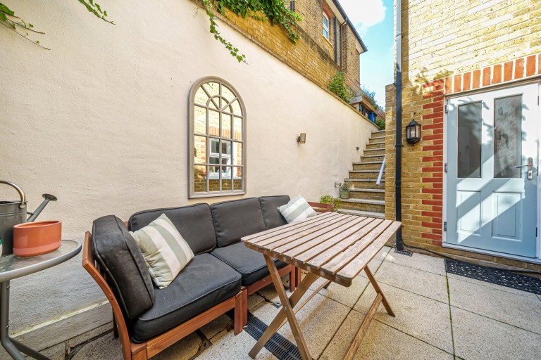 Images for Vicarage Road, Hampton Wick