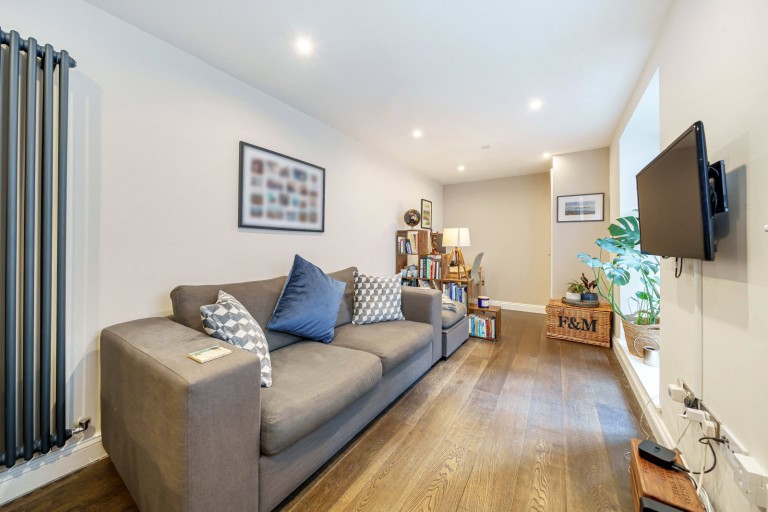 Images for Vicarage Road, Hampton Wick