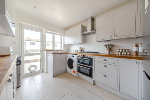 Click the photo for more details of Conrad Drive, Worcester Park, KT4