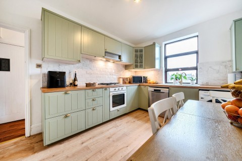 Click the photo for more details of Montem Road, New Malden, KT3