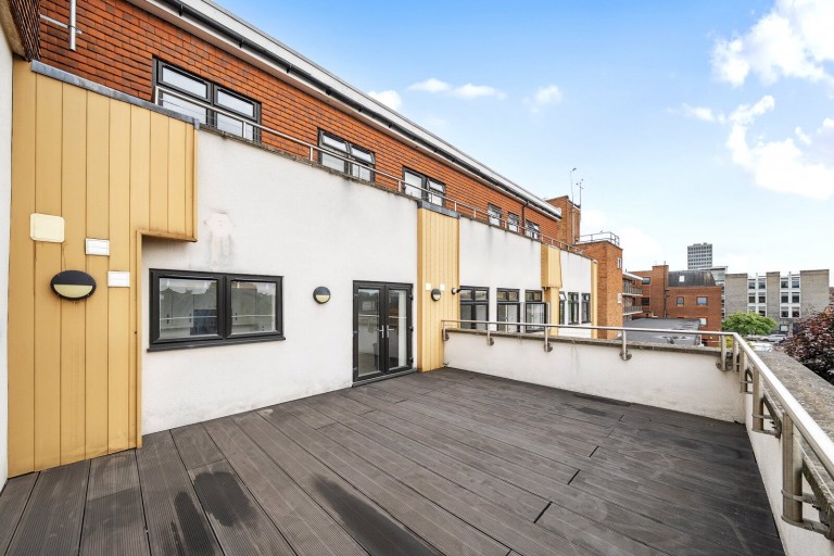 Images for Coombe Road, New Malden