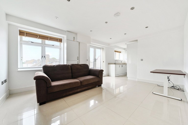 Images for Coombe Road, New Malden