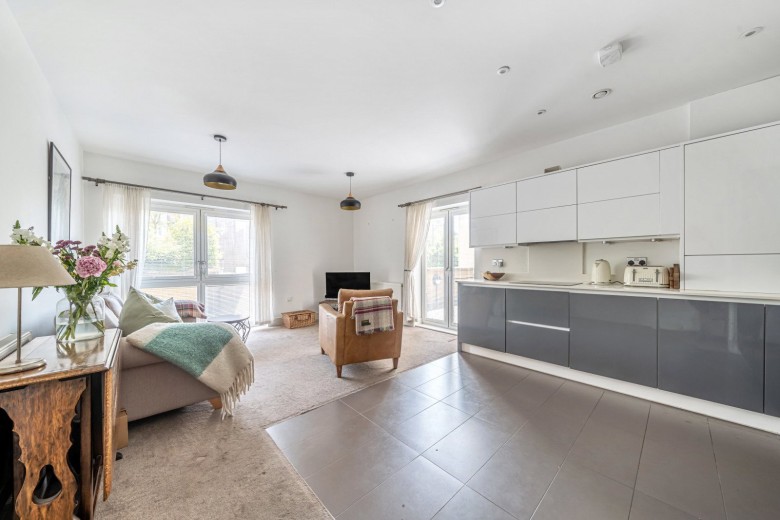 Click the photo for more details of Blagrove Road, Teddington