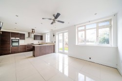 Images for Barnfield, New Malden