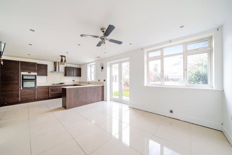 Images for Barnfield, New Malden