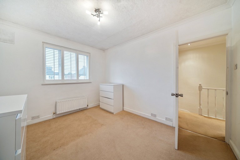 Images for Woodfield Gardens, New Malden