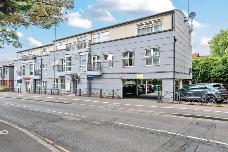 Click the photo for more details of Kingston Hill, Kingston Upon Thames