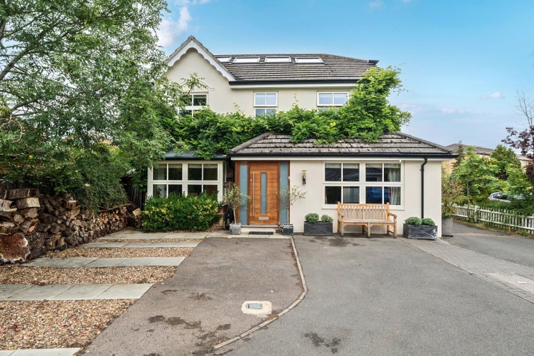 Images for Biggin Hill Close, Kingston Upon Thames