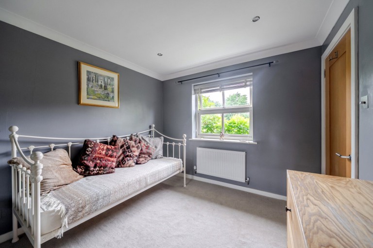 Images for Biggin Hill Close, Kingston Upon Thames