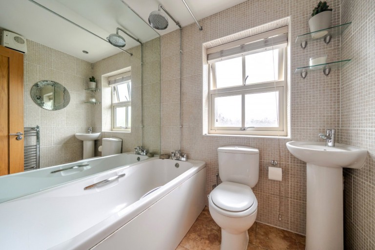 Images for Biggin Hill Close, Kingston Upon Thames