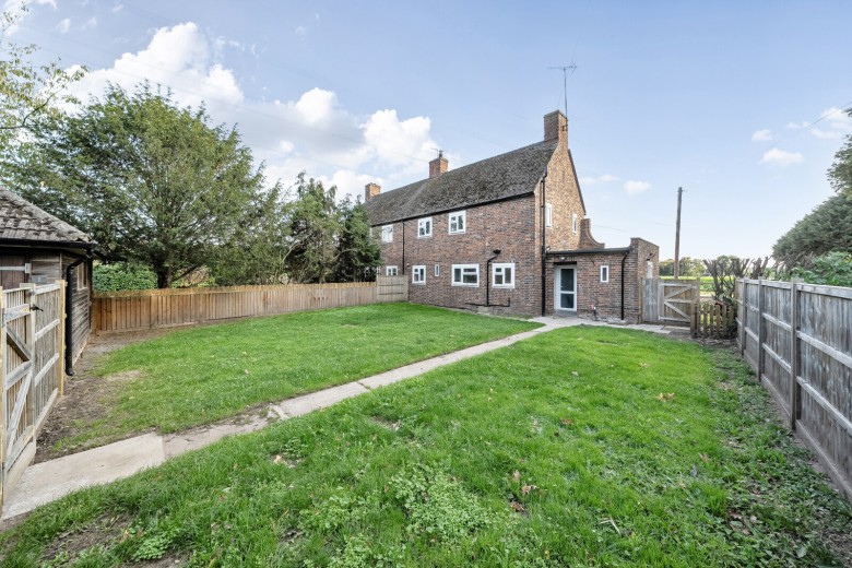 Click the photo for more details of Old Common Road, Cobham, Surrey