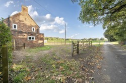 Images for Old Common Road, Cobham, Surrey