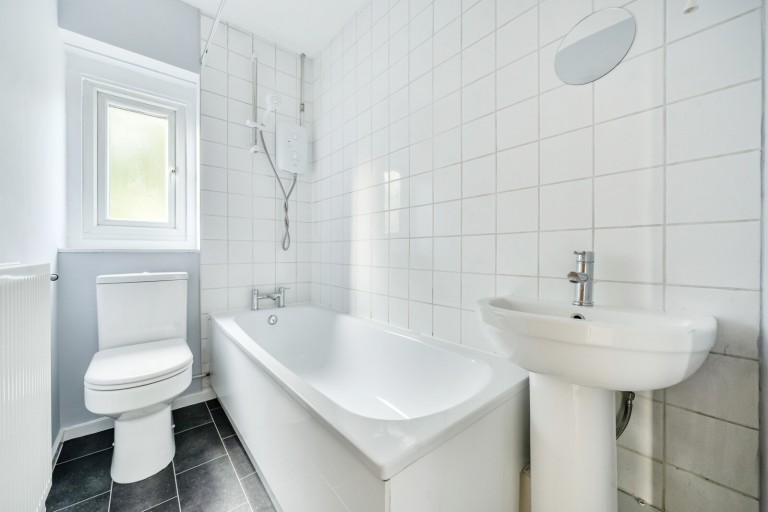 Images for Old Common Road, Cobham, Surrey