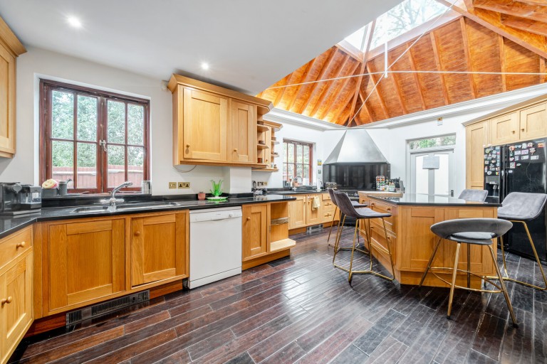 Images for Hersham, Surrey