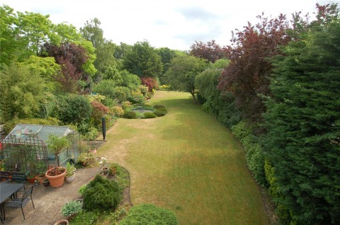 Click the photo for more details of Byfleet Road, New Haw, Surrey