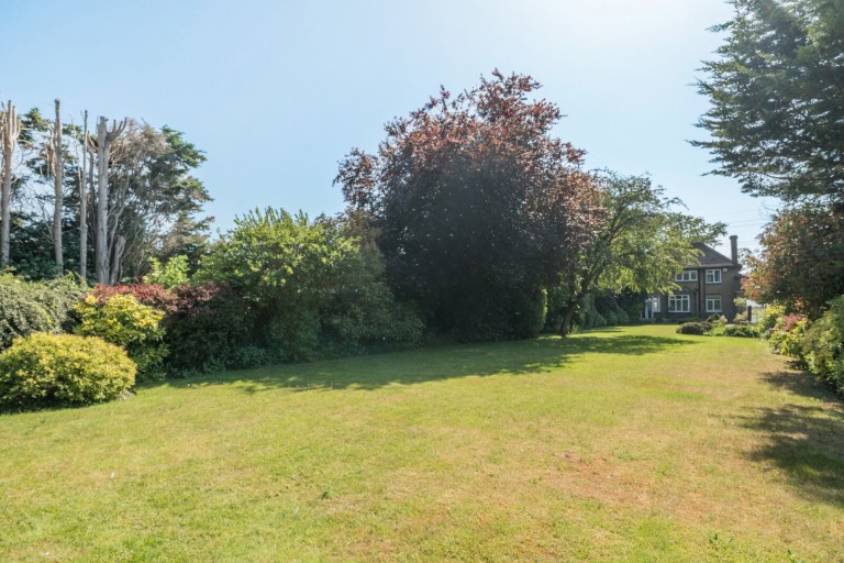 Images for Byfleet Road, New Haw, Surrey