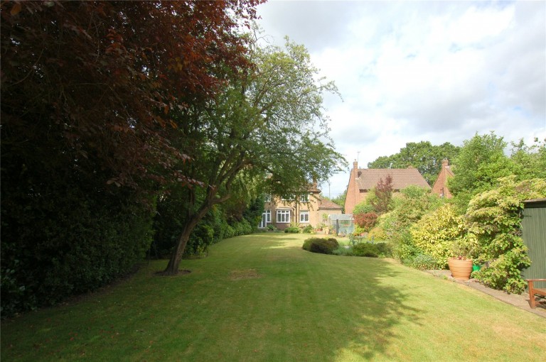 Images for Byfleet Road, New Haw, Surrey