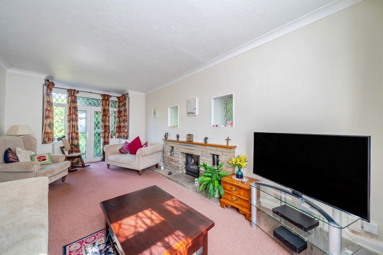 Images for Byfleet Road, New Haw, Surrey