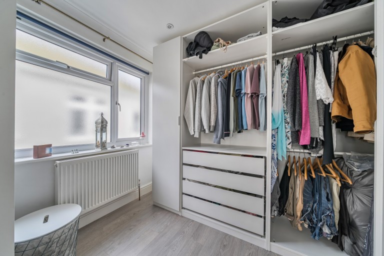 Images for Farleigh Road, New Haw, Surrey