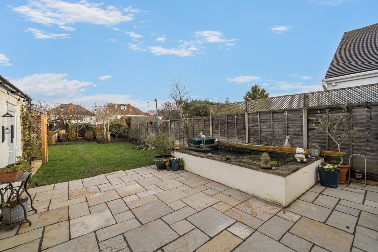 Images for Farleigh Road, New Haw, Surrey