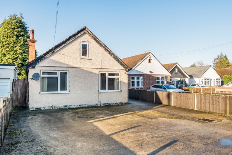 Images for Common Lane, New Haw, Surrey