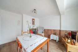 Images for Lindsay Road, New Haw, Surrey
