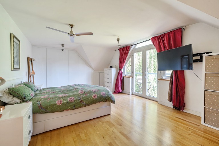 Images for New Haw Road, Addlestone, Surrey