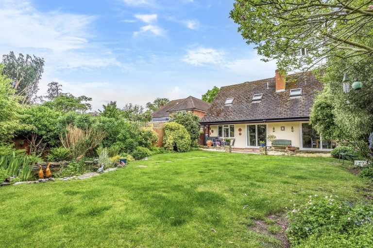 Images for Faris Lane, Woodham, Surrey