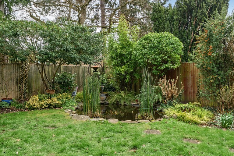 Images for Faris Lane, Woodham, Surrey