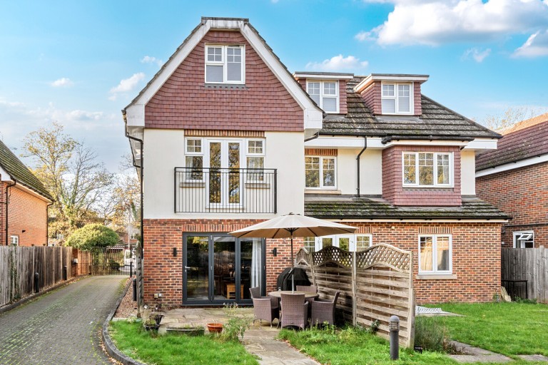 Images for Byfleet Road, New Haw, Surrey