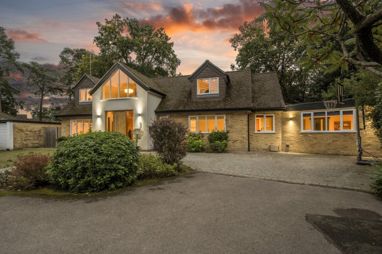 Images for Orchard Lea Close, Pyrford, Surrey