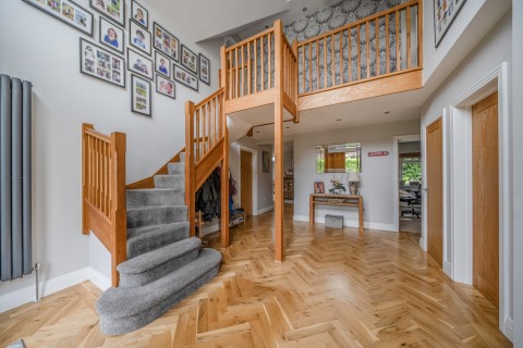 Click the photo for more details of Orchard Lea Close, Pyrford, Surrey