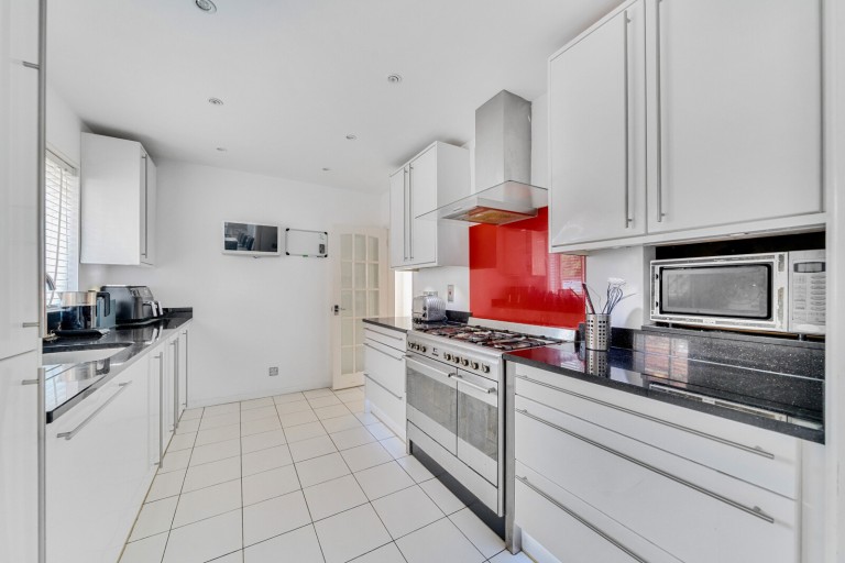Images for Burleigh Close, Addlestone, Surrey