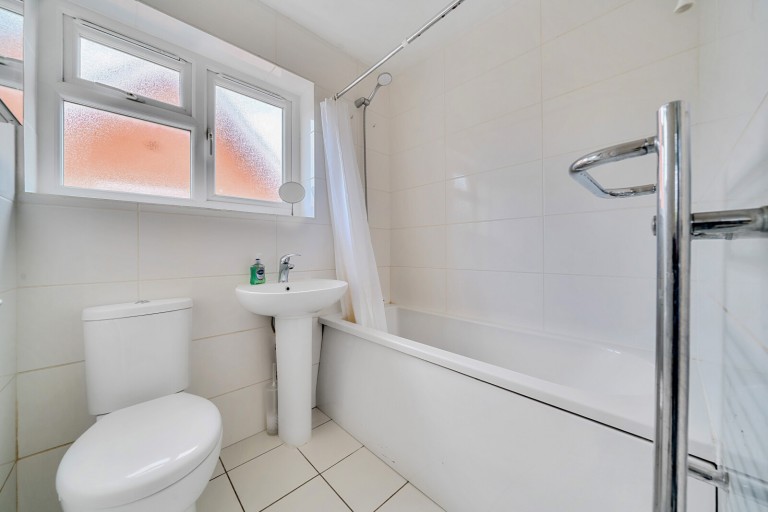 Images for Burleigh Close, Addlestone, Surrey