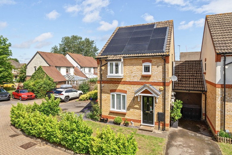Click the photo for more details of Fernihough Close, Weybridge, Surrey