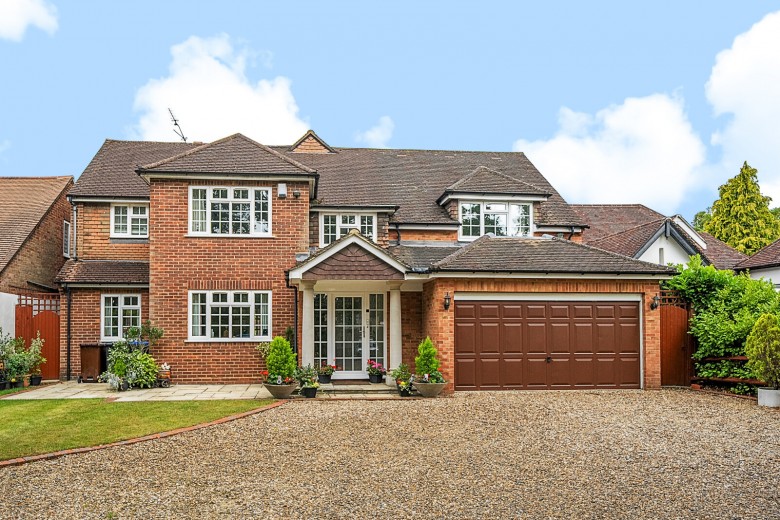 Click the photo for more details of Faris Lane, Woodham, KT15