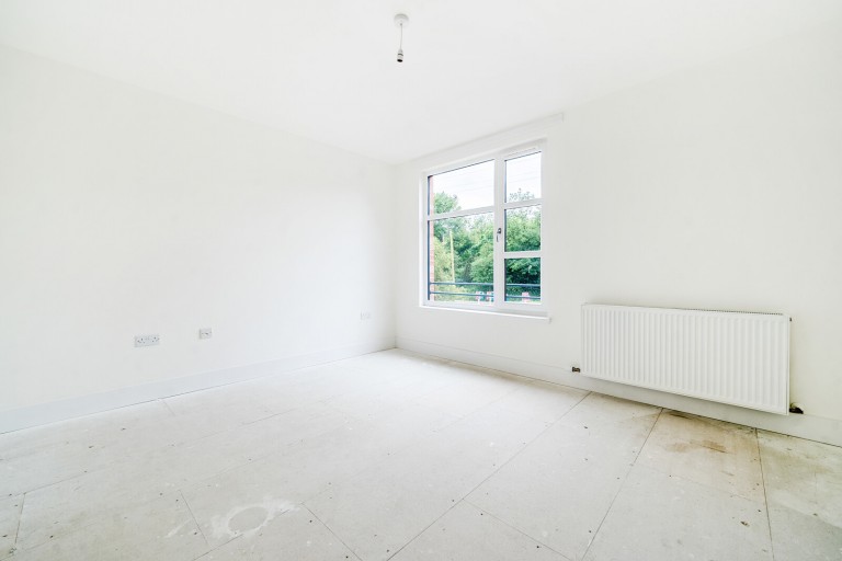 Images for Byfleet Road, New Haw, Surrey