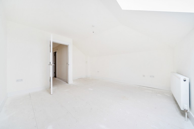 Images for Byfleet Road, New Haw, Surrey