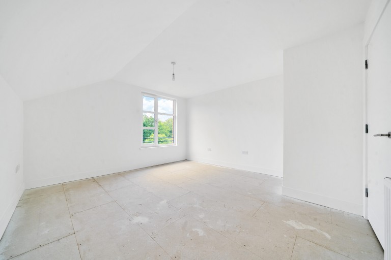 Images for Byfleet Road, New Haw, Surrey