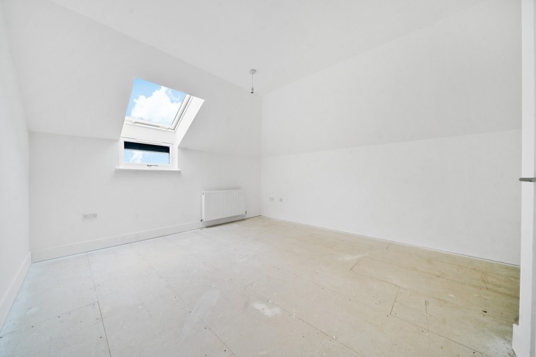 Images for Byfleet Road, New Haw, Surrey