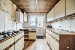 Images for Lindsay Road, New Haw, Surrey