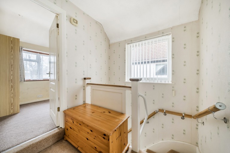 Images for Lindsay Road, New Haw, Surrey