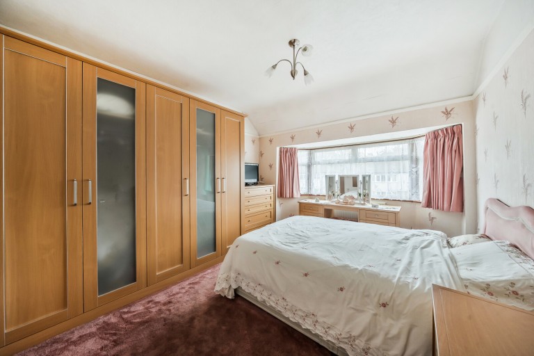 Images for Lindsay Road, New Haw, Surrey