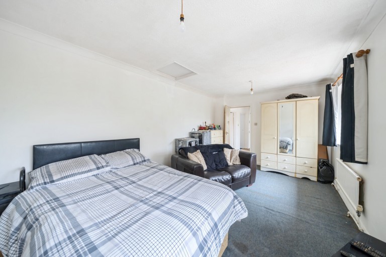 Images for Faris Lane, Woodham, Surrey