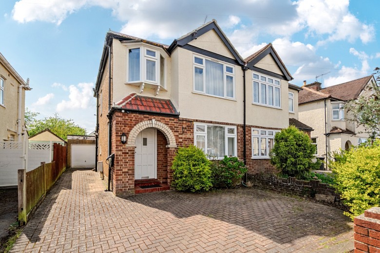 Click the photo for more details of Scotland Bridge Road, New Haw, Addlestone, KT15