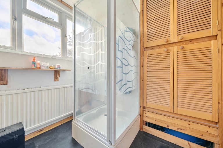 Images for Warren Road, New Haw, Surrey