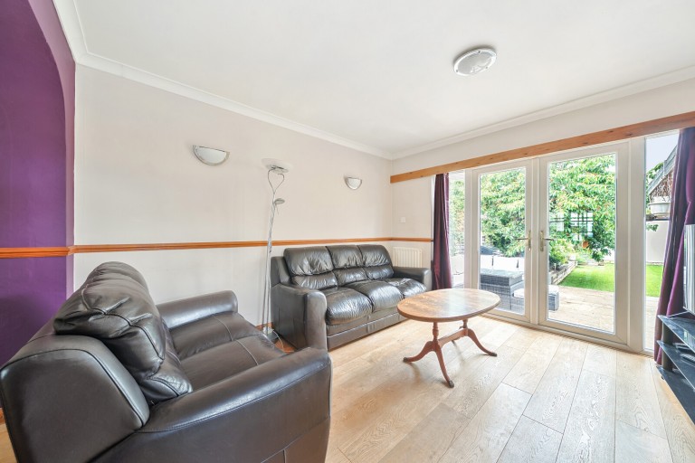 Images for Warren Road, New Haw, Surrey