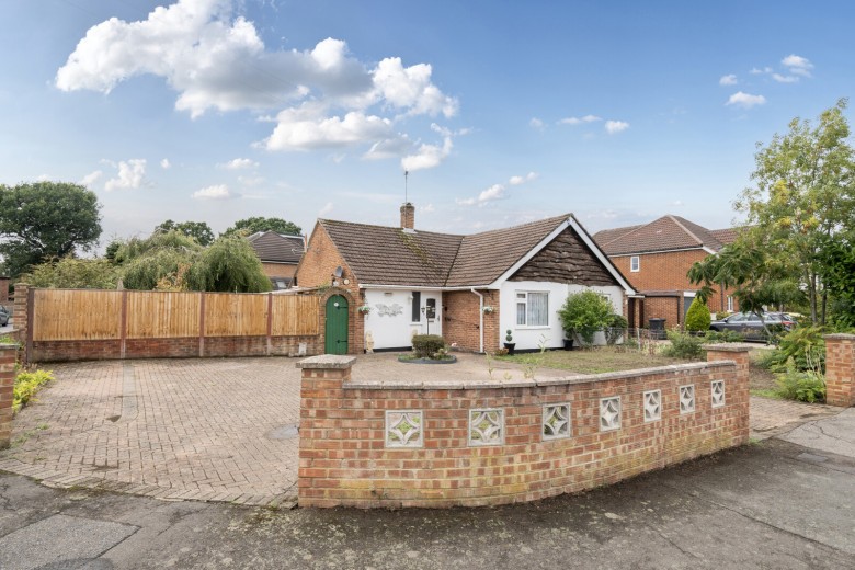 Click the photo for more details of Pinewood Grove, New Haw, Surrey