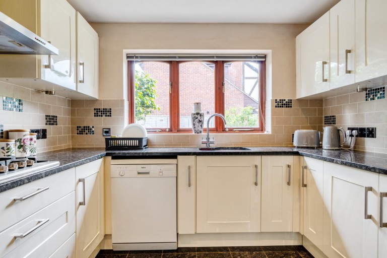 Images for Westermain, New Haw, Surrey